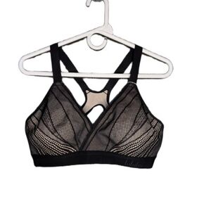 Lululemon Awake to Lace Bra Size Black Lace Mesh Racerback Size 38 D New!
